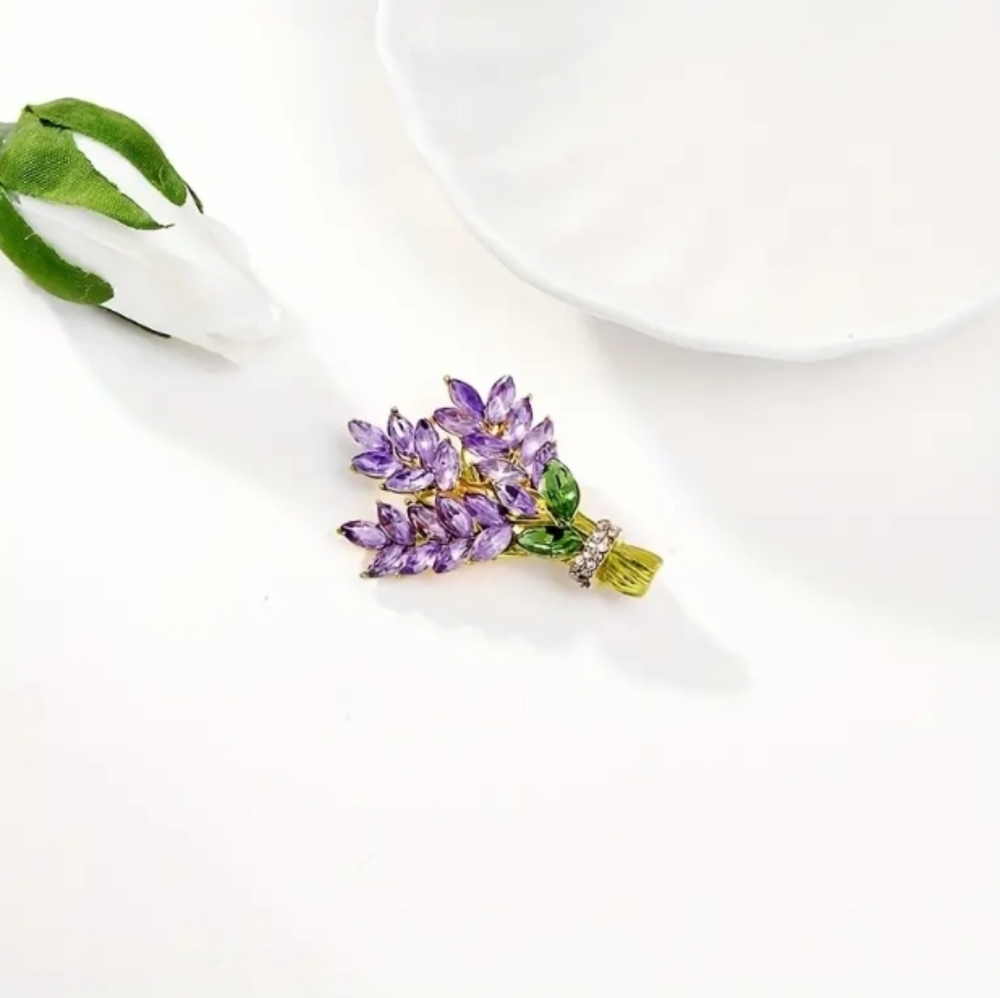 Lavender Bouquet Brooch Pin - Picture 3 of 7
